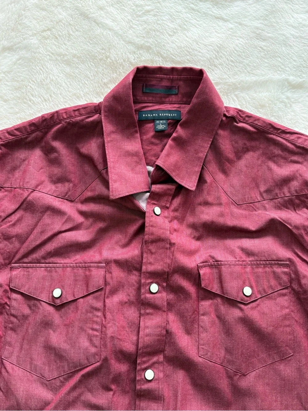 Banana Republic Men's Burgundy Long-Sleeve Button-Down Shirt